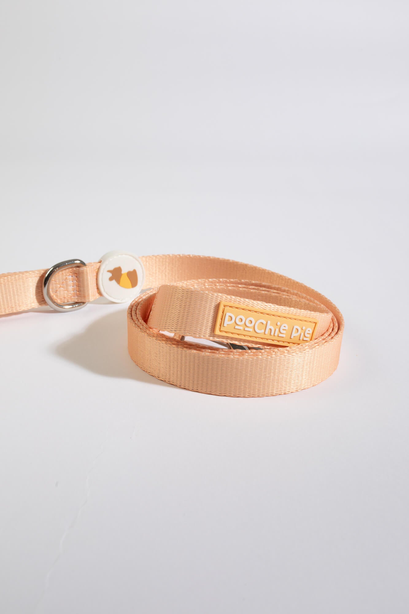 poochie-pie-dog-leash-orange-walkwear-walks-dogs-peach-pastel-minimal-safe-strong-best
